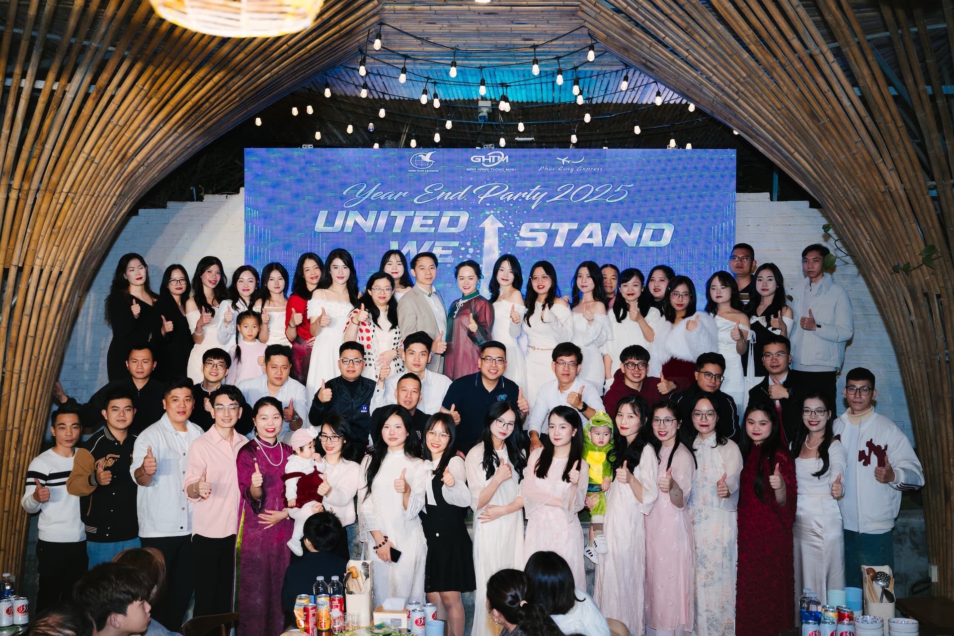 Hoạt động logistics 1